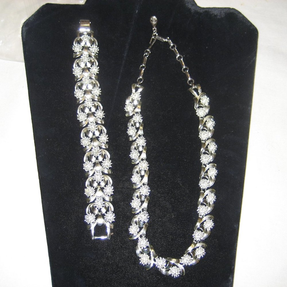 CORO PEGASUS 2 PIECE SET GORGEOUS